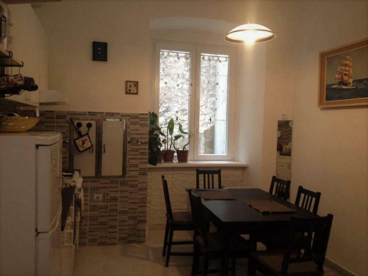 Studio Apartment Diana Rijeka Bagian luar foto
